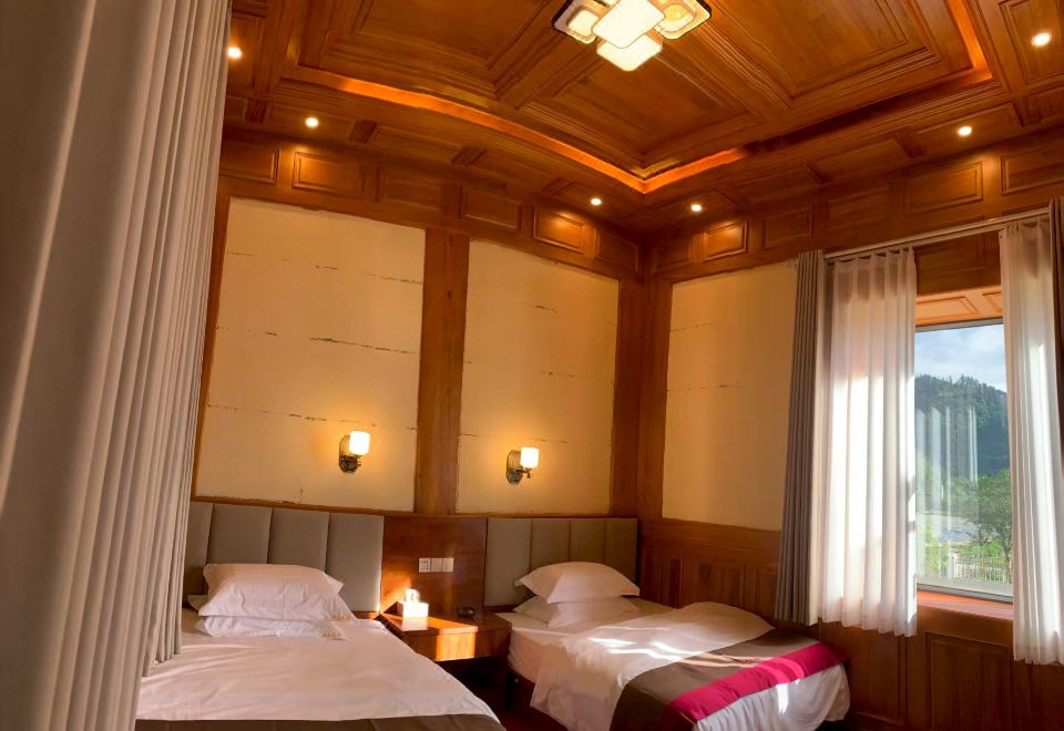 Shangri-La Qixi Homestay