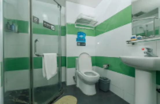 Siji Business Hotel (Guangzhou South Railway Station Huijiang Subway Station)