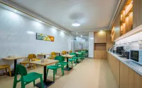 布丁嚴選酒店（鹽城東台高鐵站店）