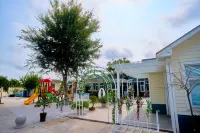 Rizhao Jingzhu Yayuan Homestay - Inns