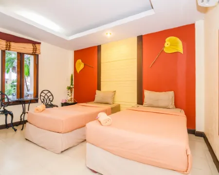 เฮือนดาหลา รีสอร์ท ลำพูน โรงแรมในอำเภอเมืองลำพูน