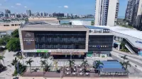 IMMERSING Hotel (Haikou XinBu Island Bihai Yintan Branch) Hotels in Haikou