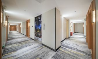 Manzhou Hotel (Pingjiang Bus Station Outlet)