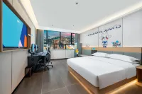 i Electronic Sports Hotel
