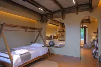 Zhuyuan Fort Homestay (Lion Pass Scenic Area Branch) - Airport Shuttle