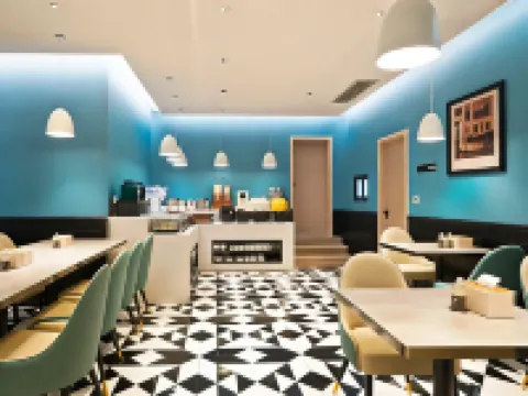 MAISON Hotel (Yueyang Pedestrian Street, Tuqiao, Yueyang)