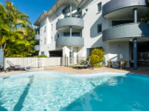 Noosa River Sandy Shores Hotels in Noosaville