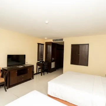Sunday Chateau En Ville - Pattaya Отели рядом с достопримечательностью «Пляж Наклуа»