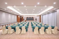 Huazhou Huaxun Wyndham Hotel Hotels in Huazhou