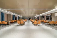 Starway Hotel (Hanzhong Railway Station South Square Branch) Hotels in Hanzhong