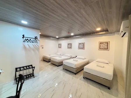 Hotel de Alexa Отели в г. Букиднон