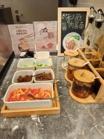 Home Inn Select （Chaoyang Shuangta Central Hospital Store） Отели рядом со станцией Chaoyang Railway Station