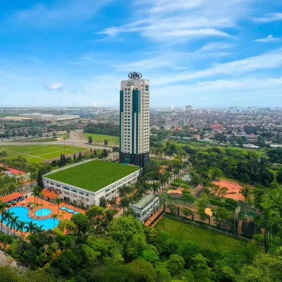 Nam Cuong Hai Duong Hotel โรงแรมใกล้Bach Dang Lake