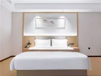 Runchang Kunpeng Hotel (West Ancient Town)