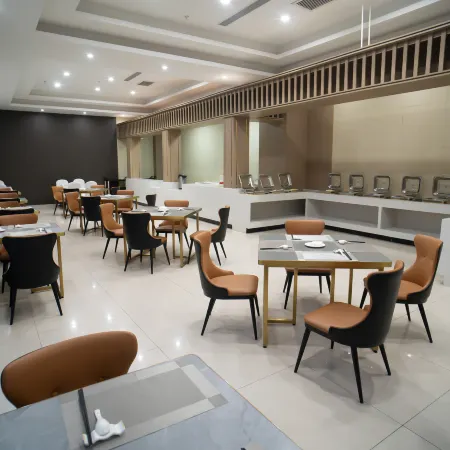 Runhong Hotel
