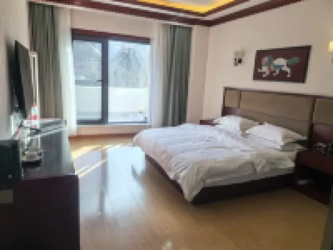 Meet Yushu Inn