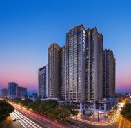 Ease Hotel · Zhi (Yichang Three Gorges Visitor Center Binjiang Wanda)