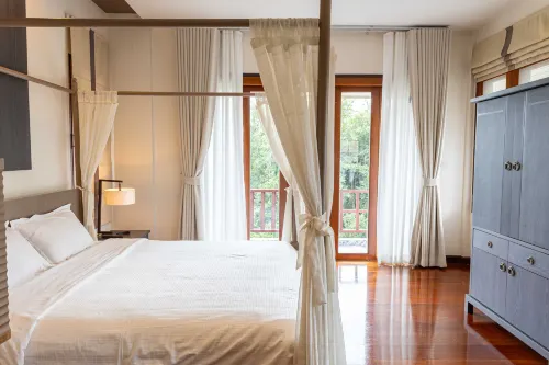 Premium Villa Baan Kinlom Chomlay - New
