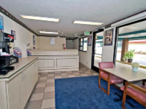 Motel 6 Columbus, MS โรงแรมในโคลัมบัส