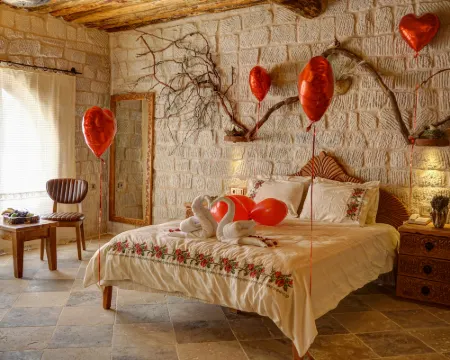 Aşk-ı Nare Cave Hotel Swimming Pool & Spa Hotels in Nar