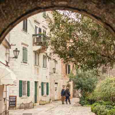 Step to Kotor Bay Old Town Hotel Exterior