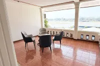 Bokeo Lodge & Restaurant Hotel di 