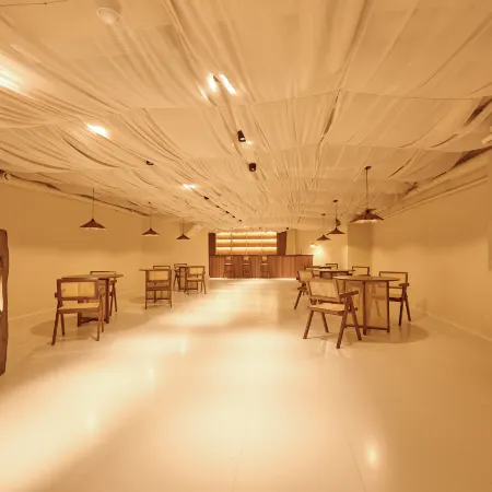 Golden Beach Seaside Inn · Designer Seafront Homestay (Dalian Xinghai Square Branch)