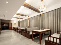 Daxin Hotel Hotels in Longshan