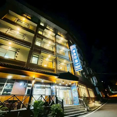 Dongguang Hot Spring Hotel Hotels near Dongpu Suspension Bridge