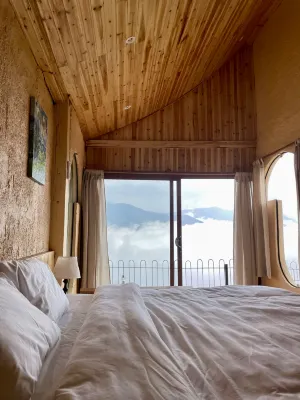 Phong Lai Mountain Homestay - Ta Xua Peak View Hotels in 