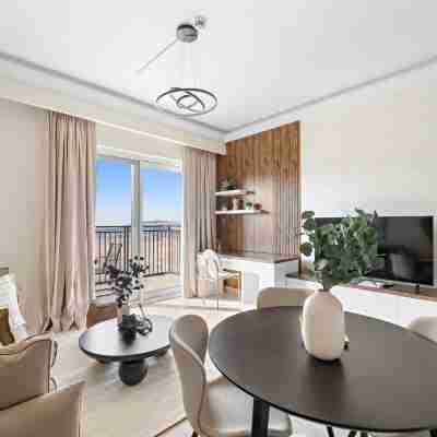 Silkhaus | Water's Edge Rooms