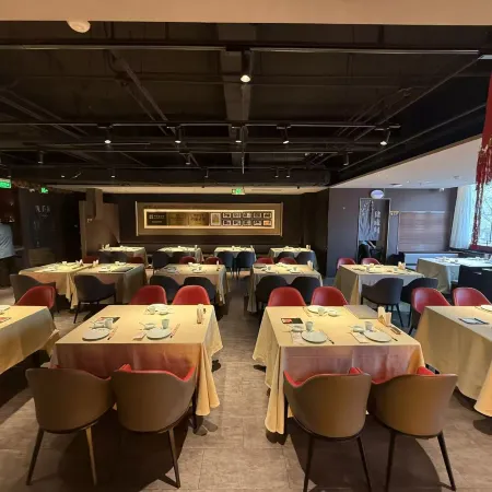 Moli Hotel (Beijing Zhongguan Village University of Science and Technology Branch) Отели рядом с достопримечательностью «Станция метро Weigongcun»