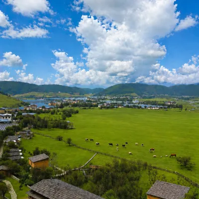 Bandu Anada Wilderness Luxury Resort (Shangri-La Branch) 大宝寺周辺のホテル