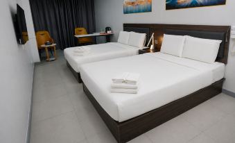 LUNA HOTEL