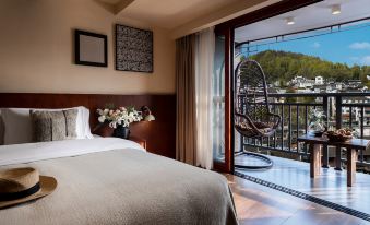 Phoenix · To the Clouds Serenity | 180° View Vacation B&B (Nanhuqiao Branch, Phoenix Ancient Town)