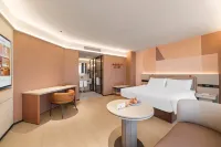 Orange Shanwei Station Hotel