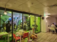 Galaxy Hotel Hotels near Yilan Sancing Temple