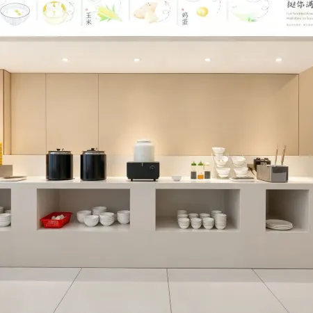 Yasheman Hotel (Qianjiang Lobster City)