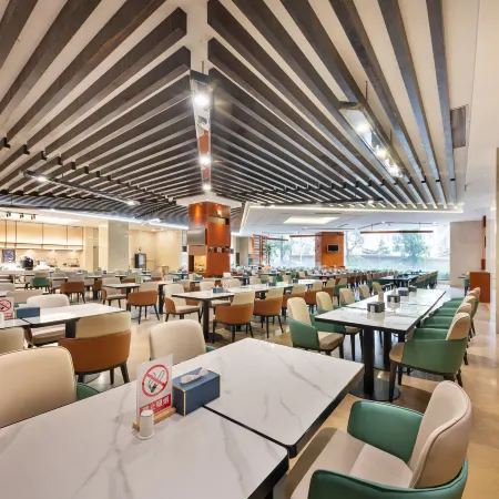 Yihao International Hotel