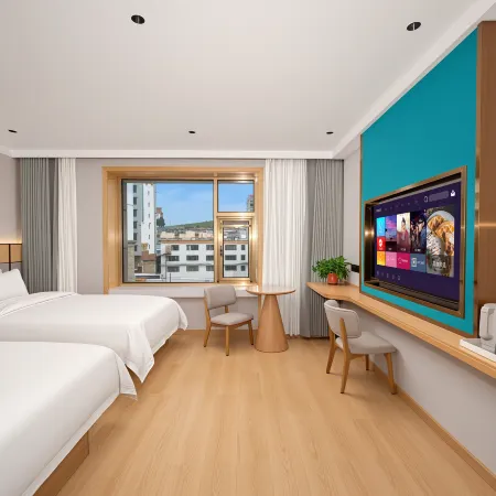 CITY SEASON HOLIDAY HOTEL