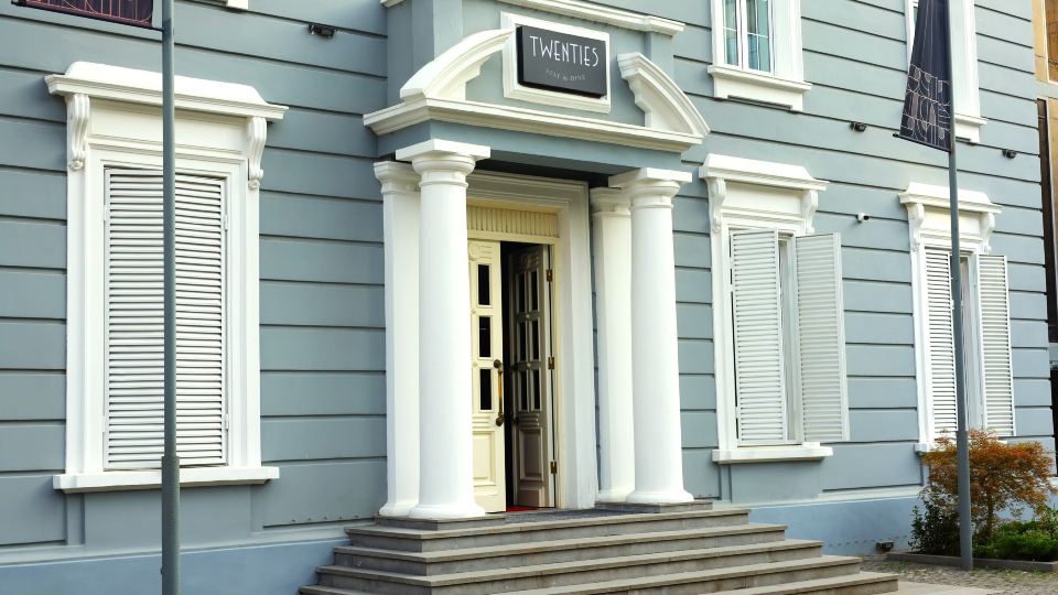 Hotel Twenties Tbilisi - Stay & Dine