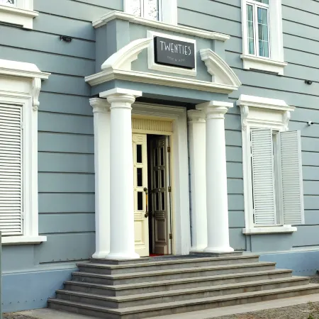 Hotel Twenties Tbilisi - Stay & Dine