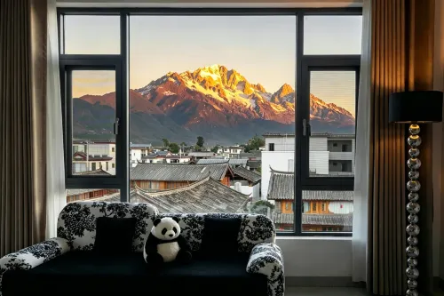 Mountain Cloud · Dream Quest Snow Mountain Panoramic Vacation Homestay - pet friendly