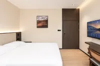 Wanning Yemeng Homestay (Riyue Bay Branch) - 2성급