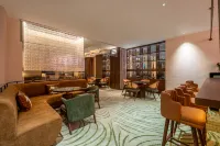 Boya Lijing Hotel (Duku Highway · Bayanbu Lak Scenic Area) - bar