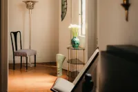 Brassbell l DT l Art Deco Designer Apartments - Lejligheder