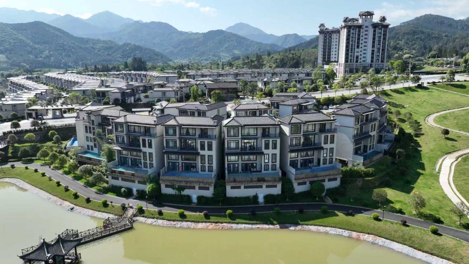 Xixi Forest Yuequanju Hot Spring Hotel