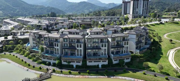 Xixi Forest Yuequanju Hot Spring Hotel Hotel a Hezhou