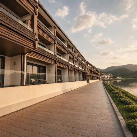 Lugu Lake Qingchen Huyao Lake View Resort Manor (Daluoshui Branch)