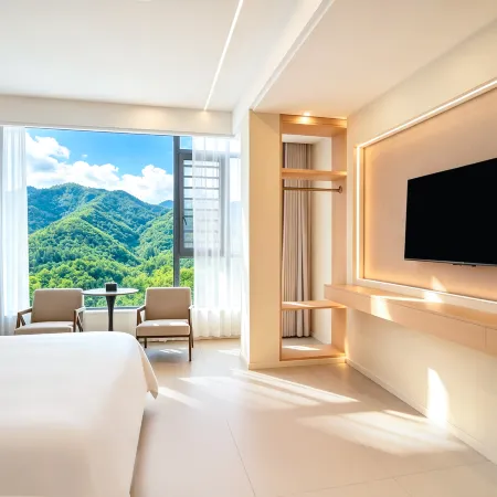 Evening Breeze Xu · Light Luxury Boutique Stay (Huangguoshu Waterfalls Scenic Area Ticketing Center)
